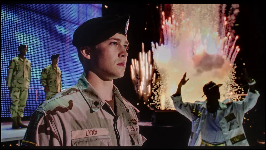 Review Samsung OLED S95D section HDR effect quality, scene “Billy Lynn”