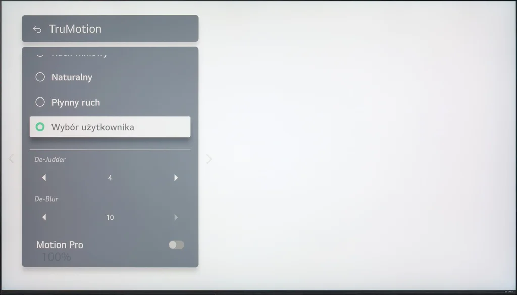Review LG QNED87T6B Blur and motion smoothness