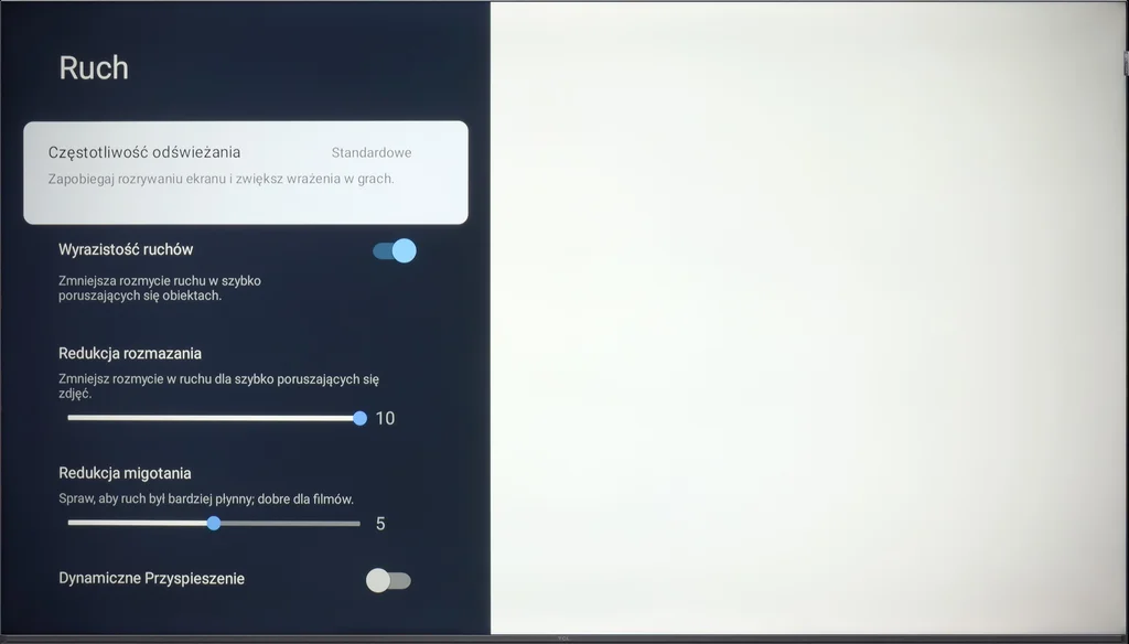 Test TCL C75B Smużenie i płynność ruchu
