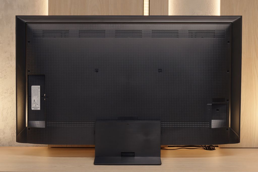 Test TCL C7K / QM7K Wygląd telewizora