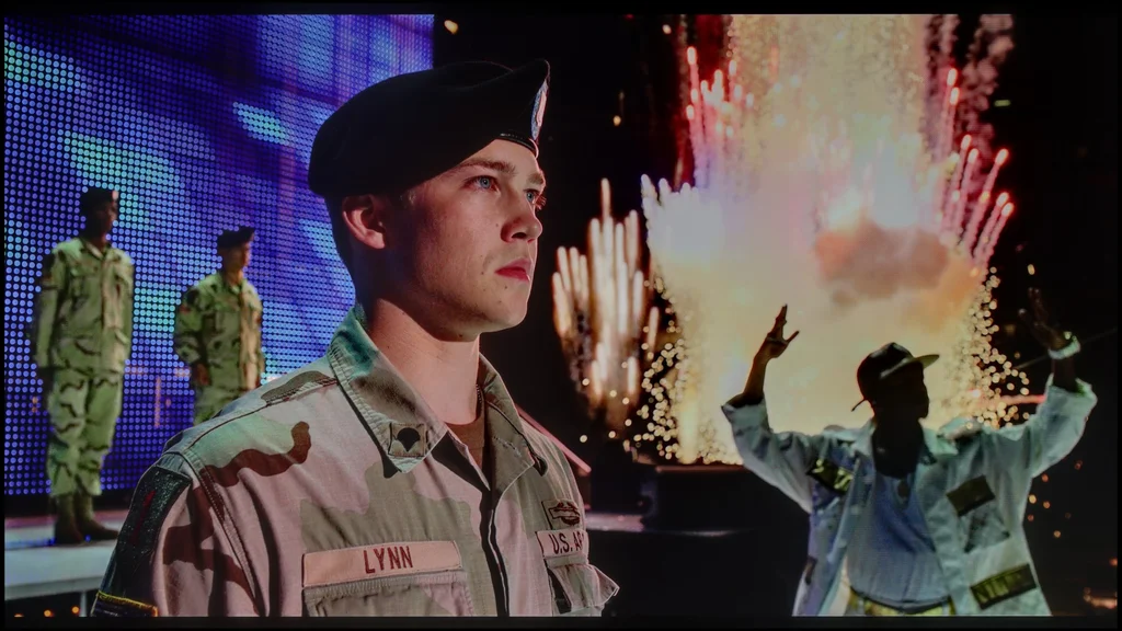 Review Hisense E8Q section HDR effect quality, scene “Billy Lynn”