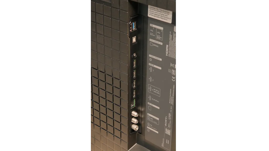 Test Sony BRAVIA 5 (XR5)  Wygląd telewizora