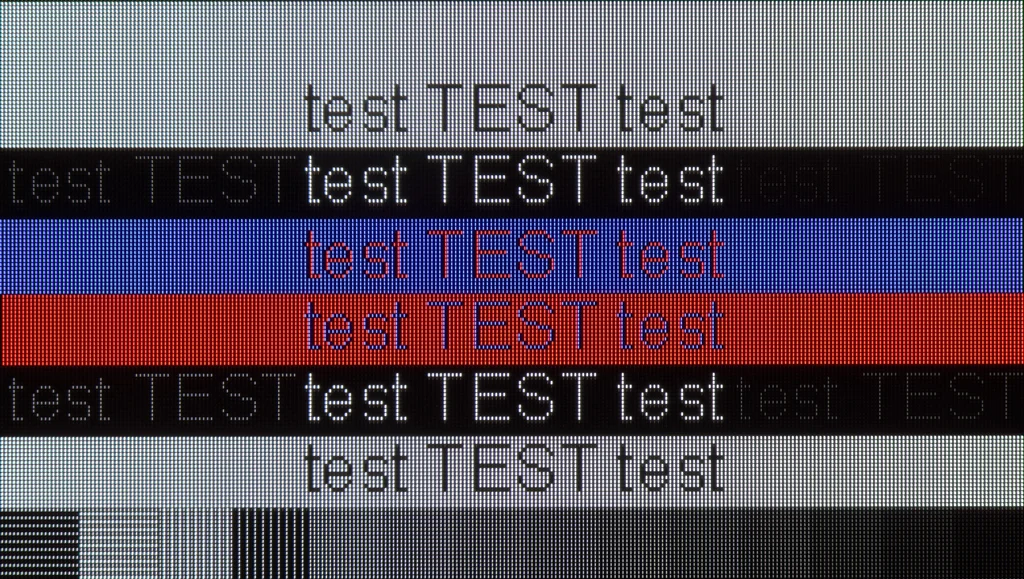 Review SAMSUNG S95F (TANDEM OLED 83") section Computer compatibility, font readability test