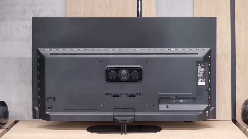 Review Philips OLED820 Appearance of the TV