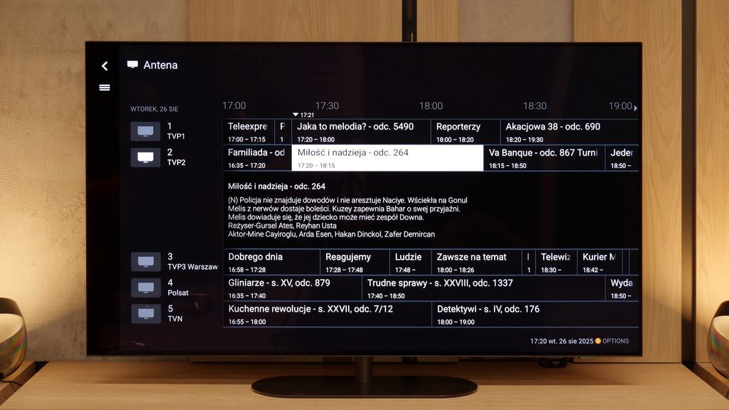 Review Philips OLED820 Appearance of the TV
