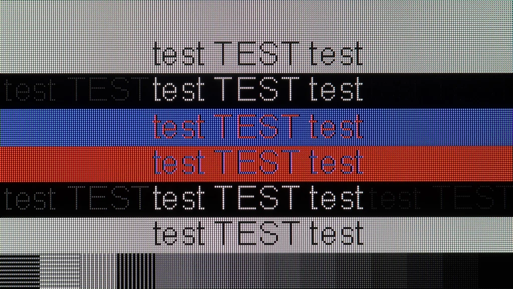 Review Philips OLED770 section Computer compatibility, font readability test