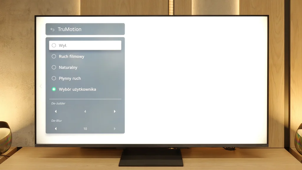 Review LG QNED93A / QNED90A Blur and motion smoothness