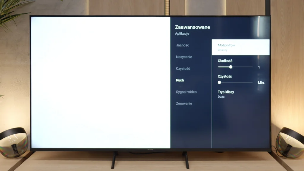 Test Sony Bravia 3 50' (VA) Smużenie i płynność ruchu