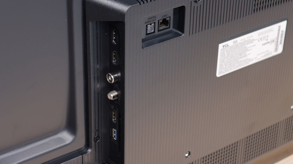 Test TCL V6C Wygląd telewizora