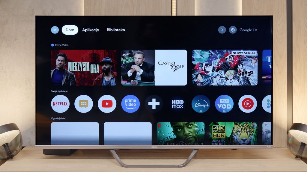 Review Haier Q80FUX Appearance of the TV