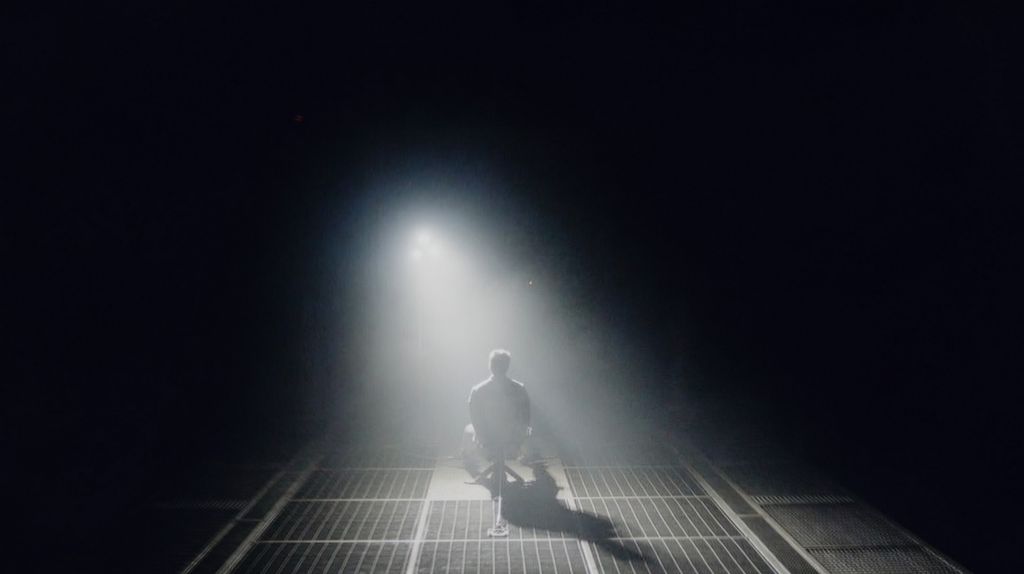 Review PHILIPS PUS9010 (IPS) Visibility of details in the lights