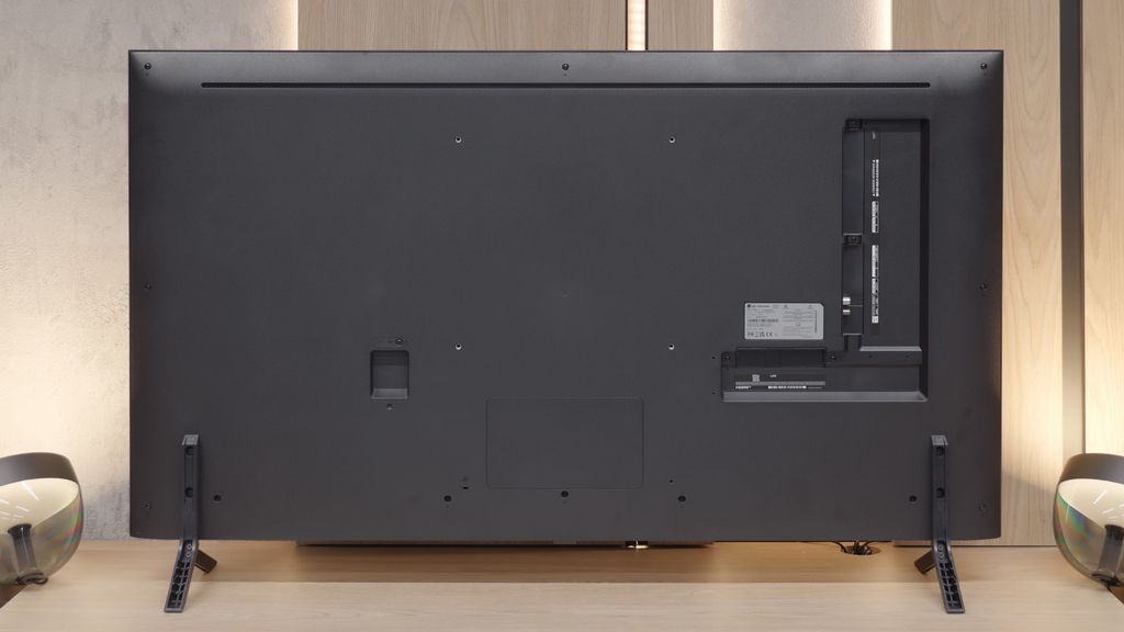 Review LG QNED80A6A (IPS) Appearance of the TV