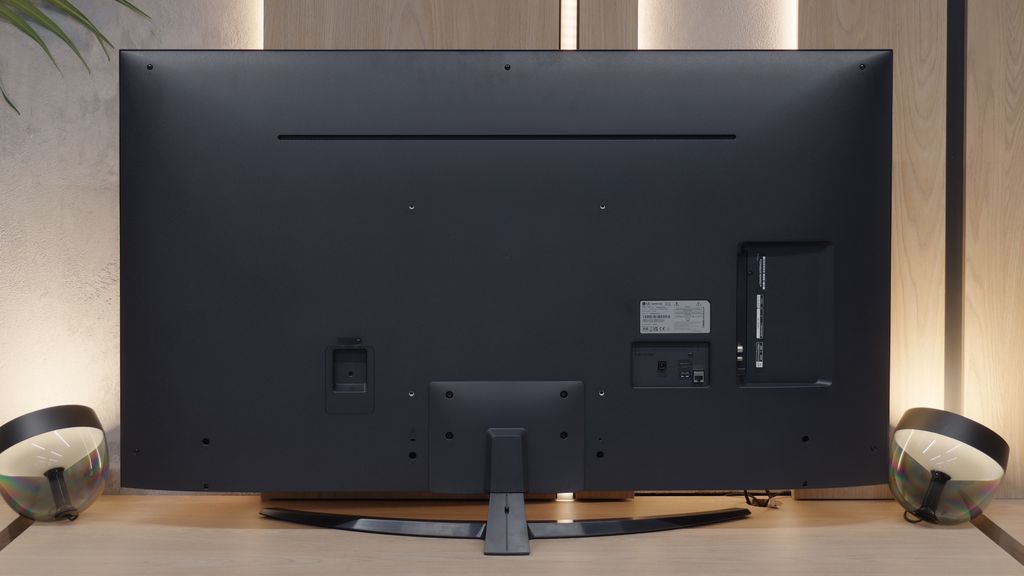 Review LG NANO81A / NANO80A  Appearance of the TV