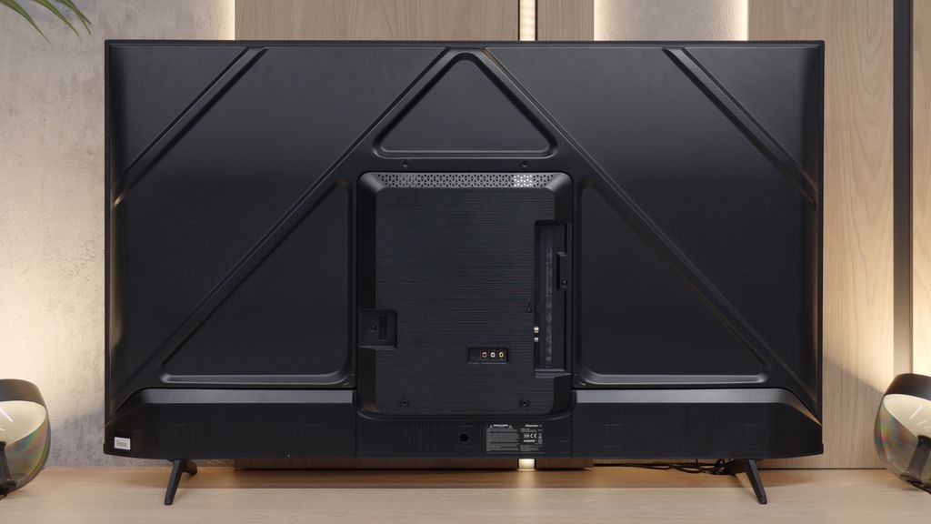 Review Hisense A6Q Appearance of the TV