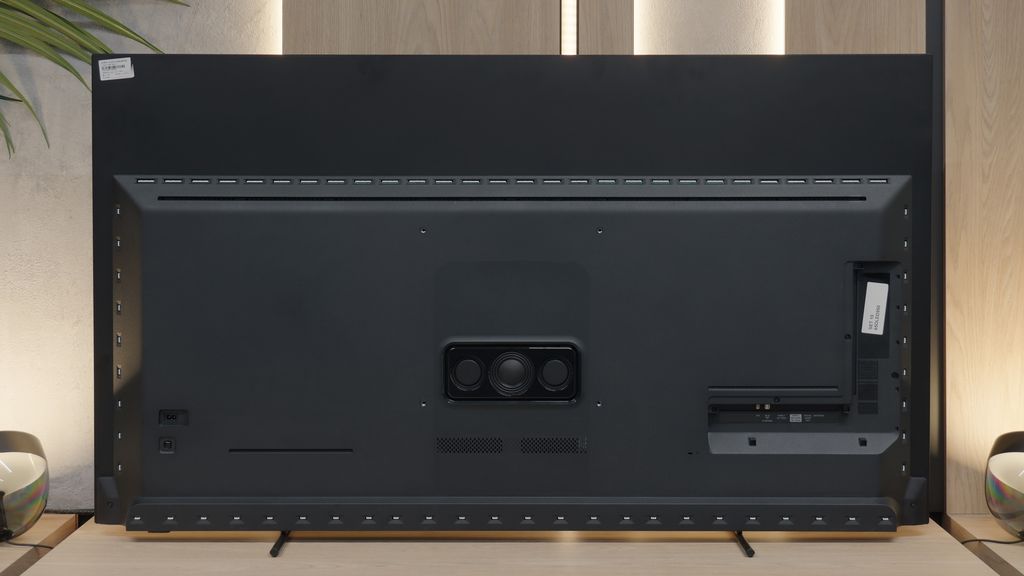 Review Philips OLED950 Appearance of the TV