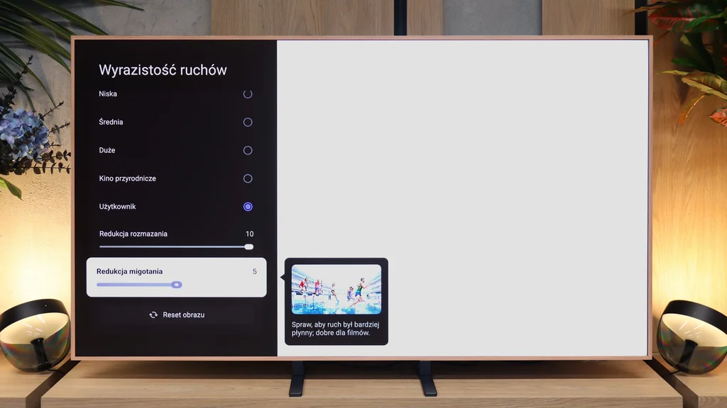 Review TCL A400 PRO Blur and motion smoothness