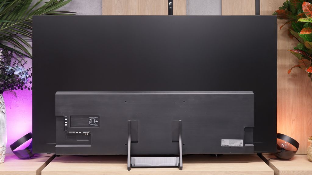 Review Samsung S90H (QD-OLED) Appearance of the TV