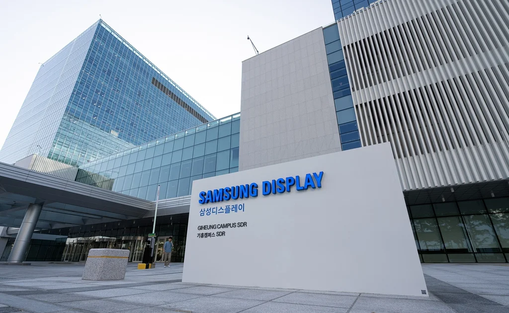 Samsung-Fernseher in der Krise – TV-Sparte im Notfallmodus. Lohnt sich der Kauf von S95C oder S90C OLED im Jahr 2025? Jetzt Preise und Tests ansehen.