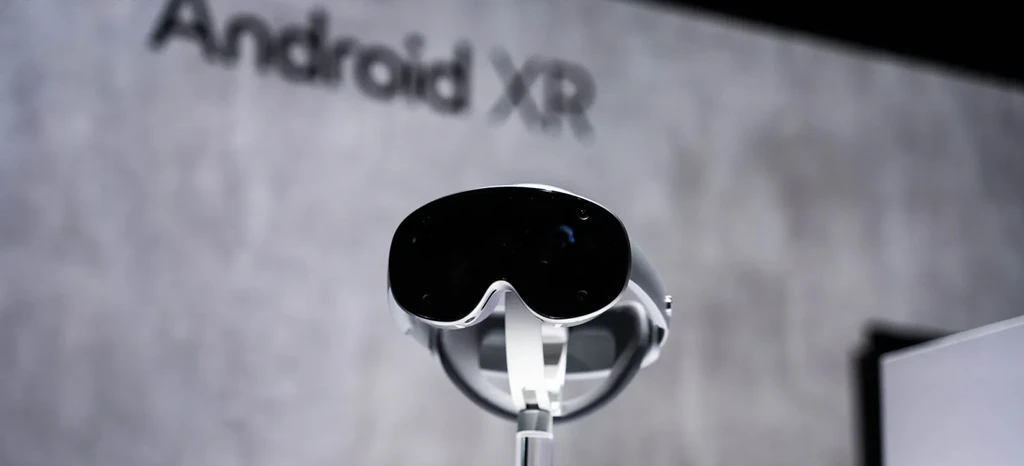 Galaxy Z TriFold i gogle XR od Samsunga zadebiutują w 2025 roku. Sprawdź datę premiery, funkcje Android XR i nowy składany smartfon z potrójnym ekranem.