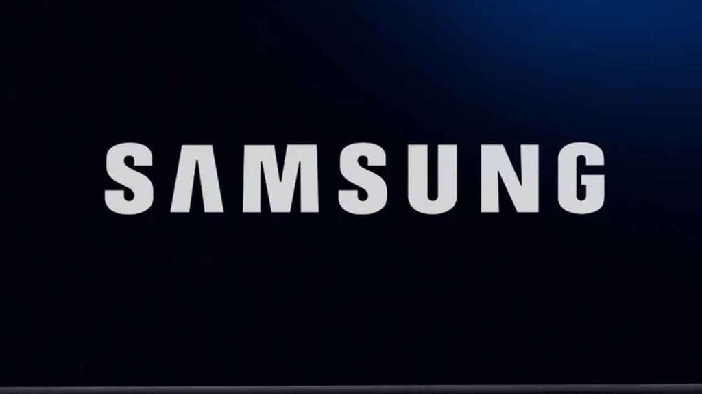 Global Samsung Smart TV outage. YouTube, Disney+ and HBO Max apps stopped working. Find out why TVs went down worldwide.