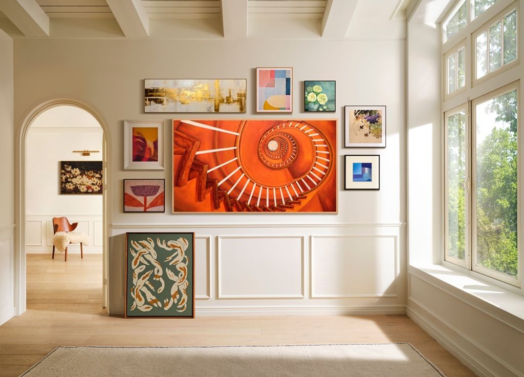 The Frame Pro transforms the living room into a gallery! Samsung Art Store presents the new Art Basel Paris 2025 collection in 4K quality.