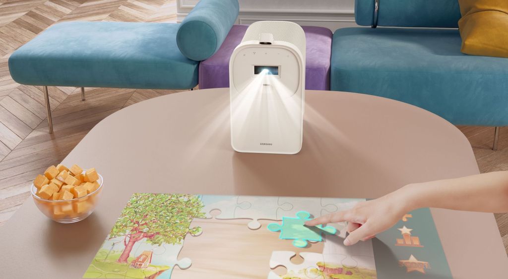 Samsung The Premiere 5 już w Polsce! Interaktywny projektor z potrójnym laserem, ekranem dotykowym 100” i wsparciem Dolby Atmos. Kino, gry i SmartThings w jednym.