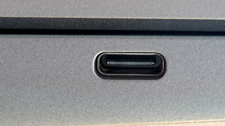 USB-C – what does the “C” stand for? It’s not “charging” or “connectivity,” but a connector type. Discover the history and fun facts about the standard that changed the world.