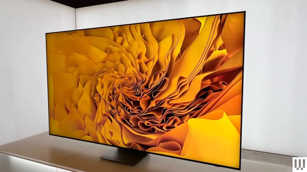 LG will unveil its first LCD TV featuring Micro RGB technology at CES 2026. The new RGB LED backlight promises more vibrant colors and improved energy efficiency.