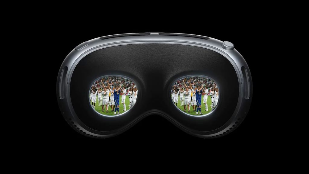 TCL unveils a 5131-ppi micro-LED for AR glasses – the new 0.28” “retina-grade” display delivers 1280×720 resolution, 500,000 nits of brightness and could revolutionize next-generation lightweight XR devices. Check out the full technology breakdown.