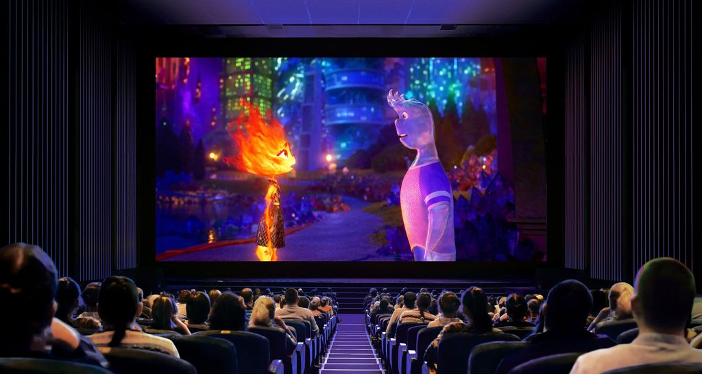 DaVinci Resolve 20.3 with 32K support – the free version gains pro-level features. Check which Apple M5 devices enable grading at extreme resolutions.