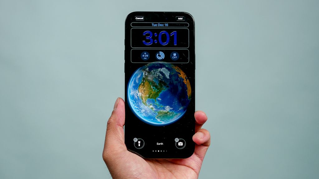 iOS 26.3 beta introduces changes to the iPhone wallpaper gallery. Apple separates the Weather and Astronomy sections and adds new ready-made Weather wallpapers with dynamic widgets.