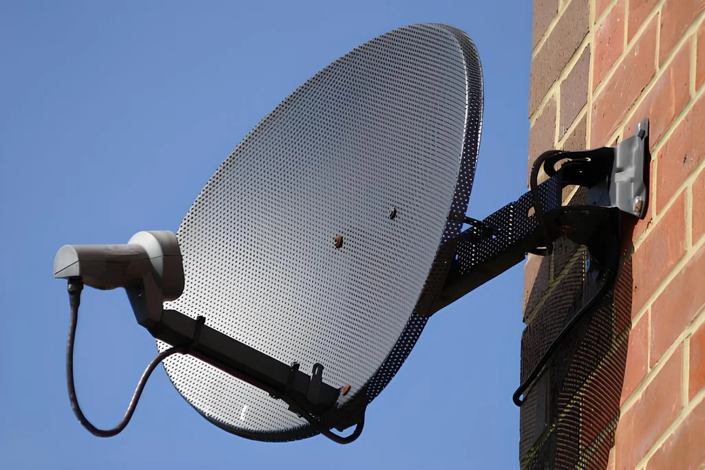Sky ogranicza ofertę satelitarną i stawia na streaming. Sky Q nie jest już dostępne online dla nowych klientów, a firma promuje usługę Sky Stream jako przyszłość telewizji bez anteny.