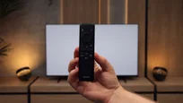 Review Samsung S85F OLED Appearance of the TV