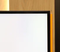 Review Hisense U8Q Appearance of the TV