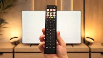 Review Hisense E7Q / E79Q Appearance of the TV