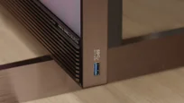 Review TCL X11L Appearance of the TV