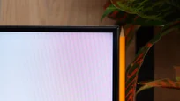 Review TCL RM7L Appearance of the TV