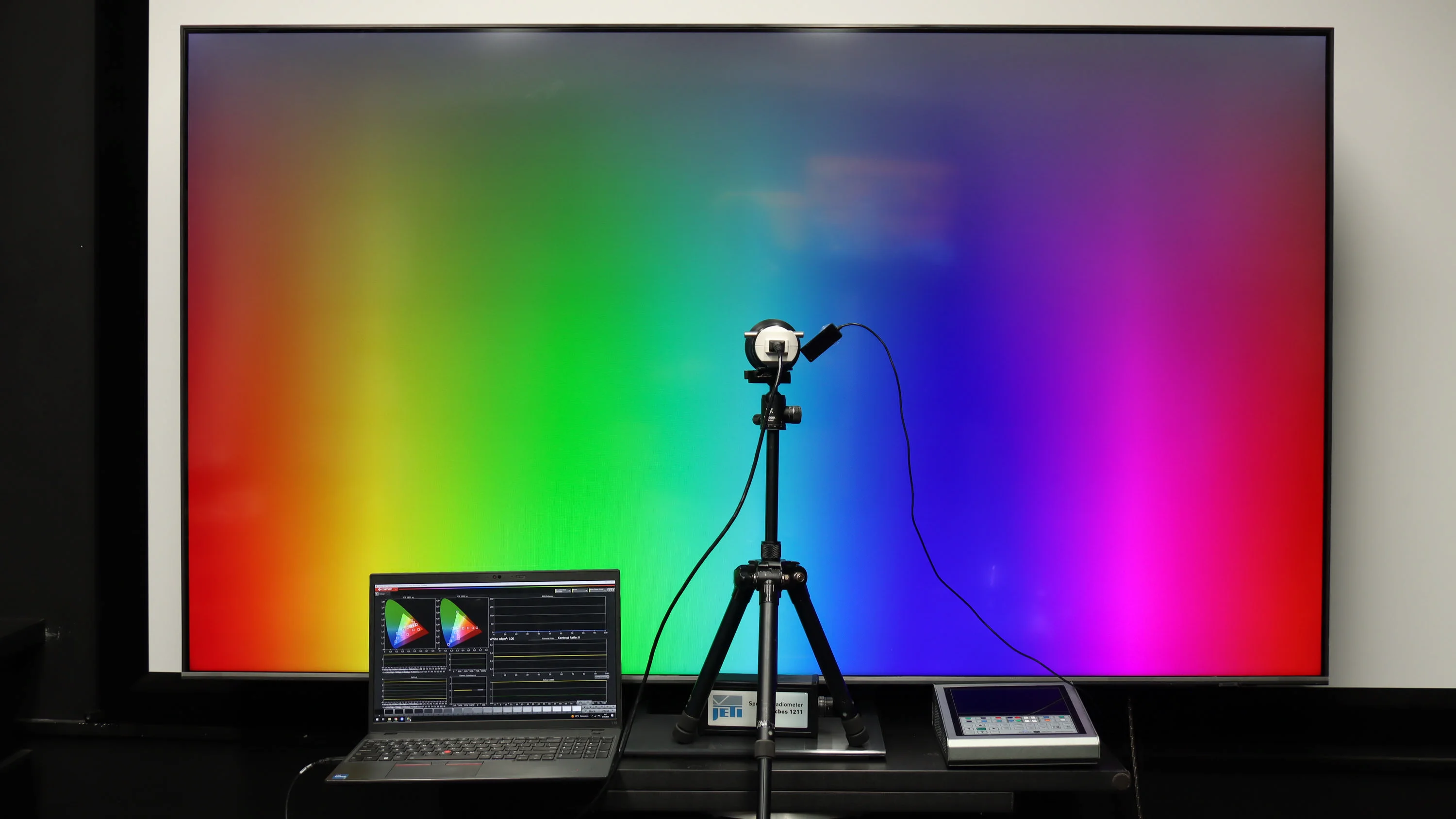 Review Samsung QLED Q70D / Q74D / Q77D Appearance of the TV