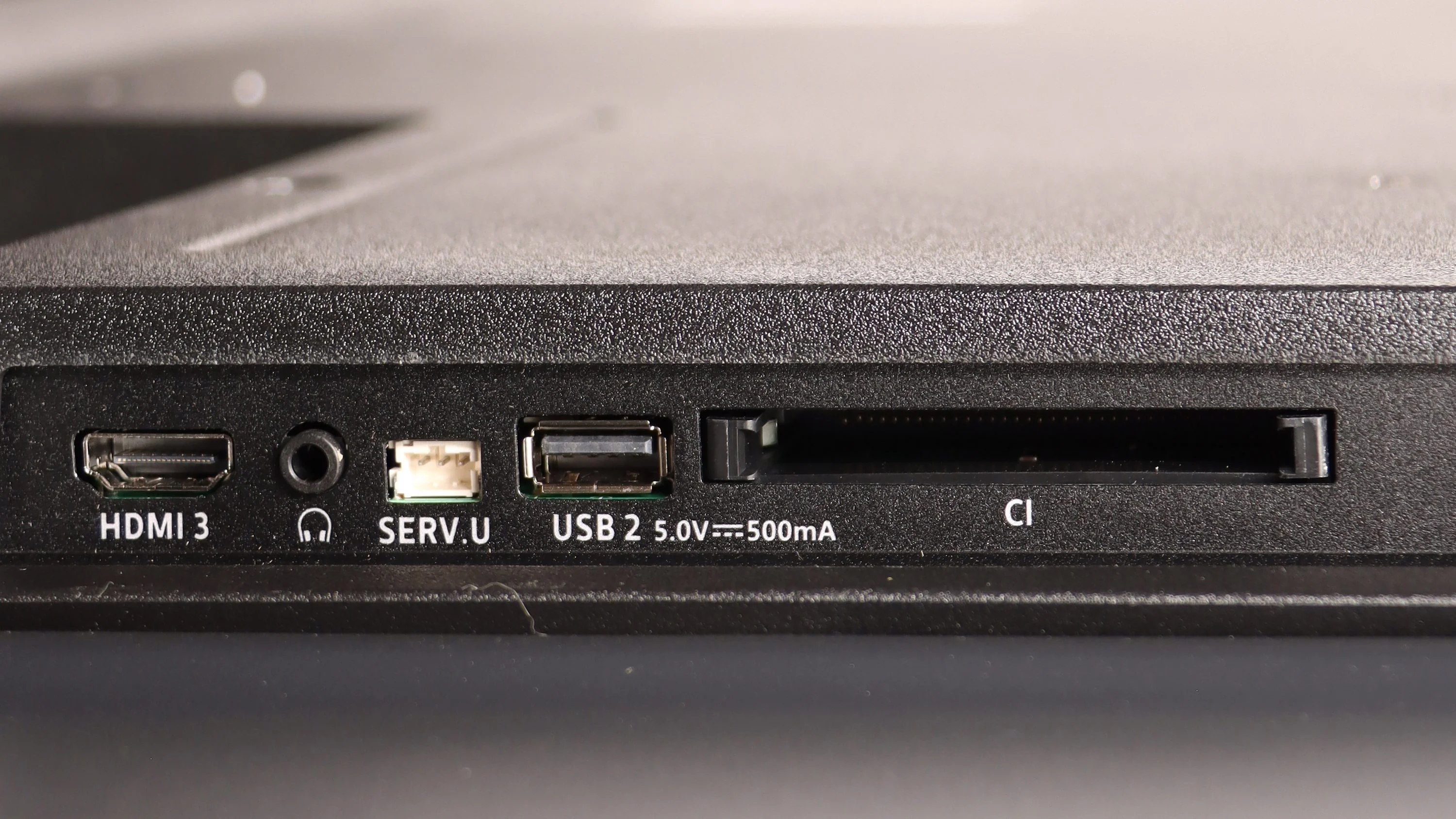 Test Philips PUS8359 (IPS) Wygląd telewizora