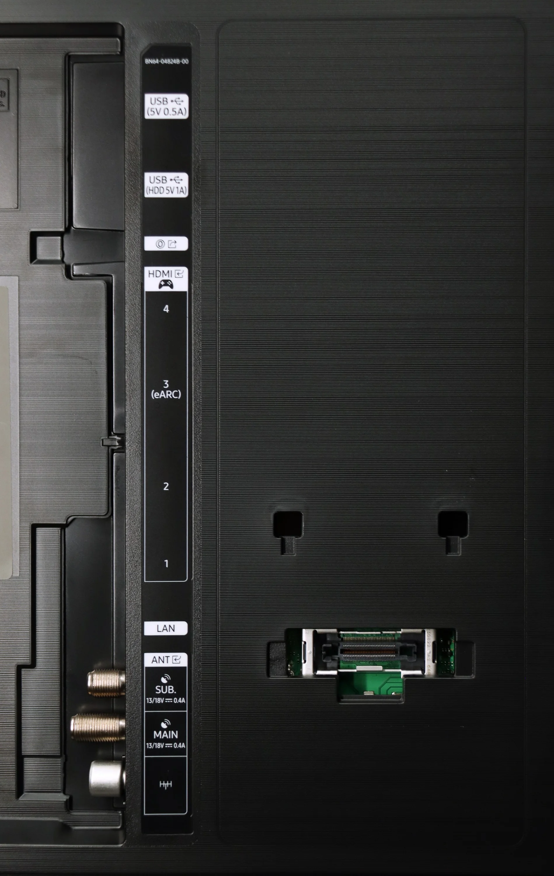 Review Samsung Neo QLED QN90D / QN92D Appearance of the TV