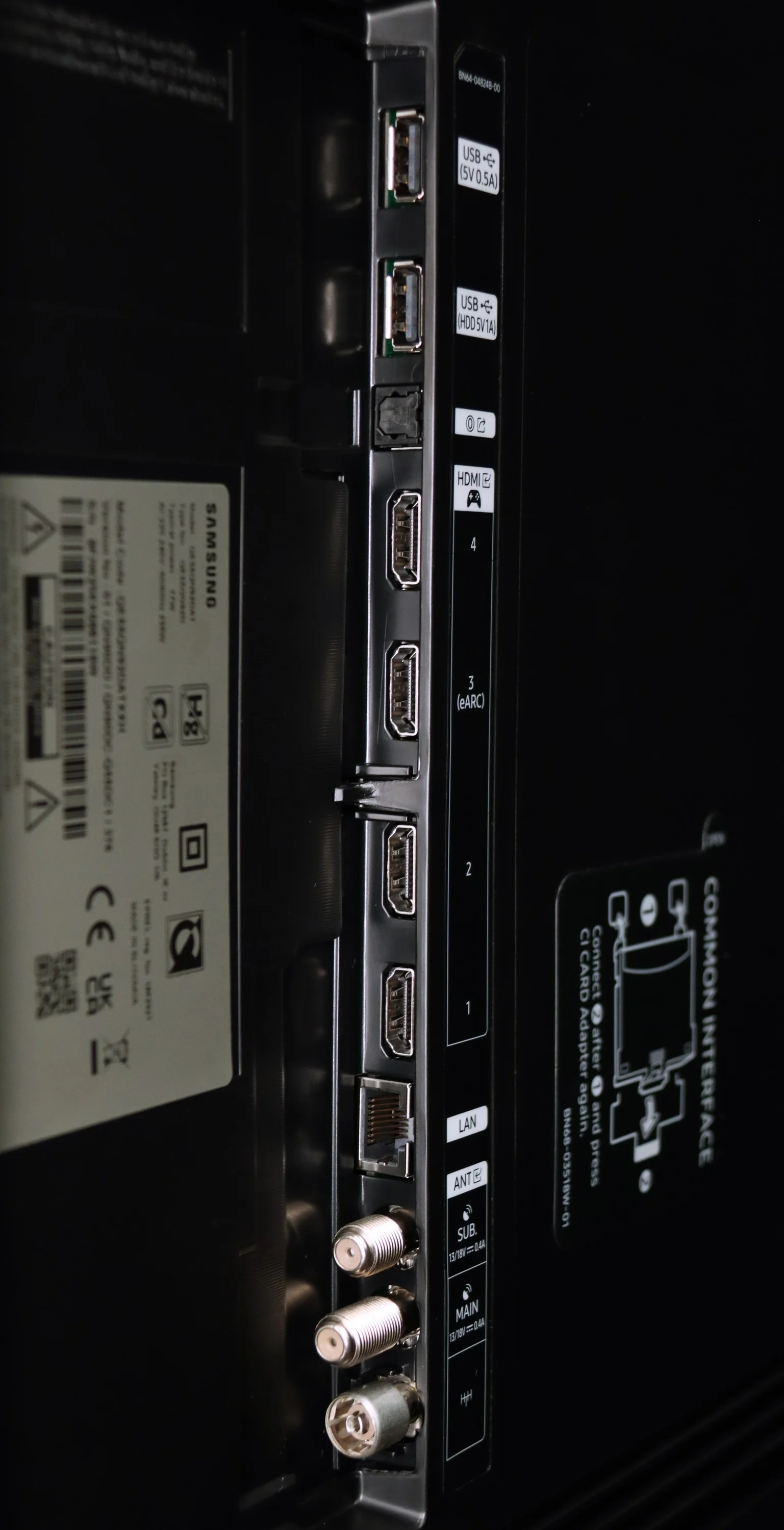 Review Samsung Neo QLED QN90D / QN92D Appearance of the TV