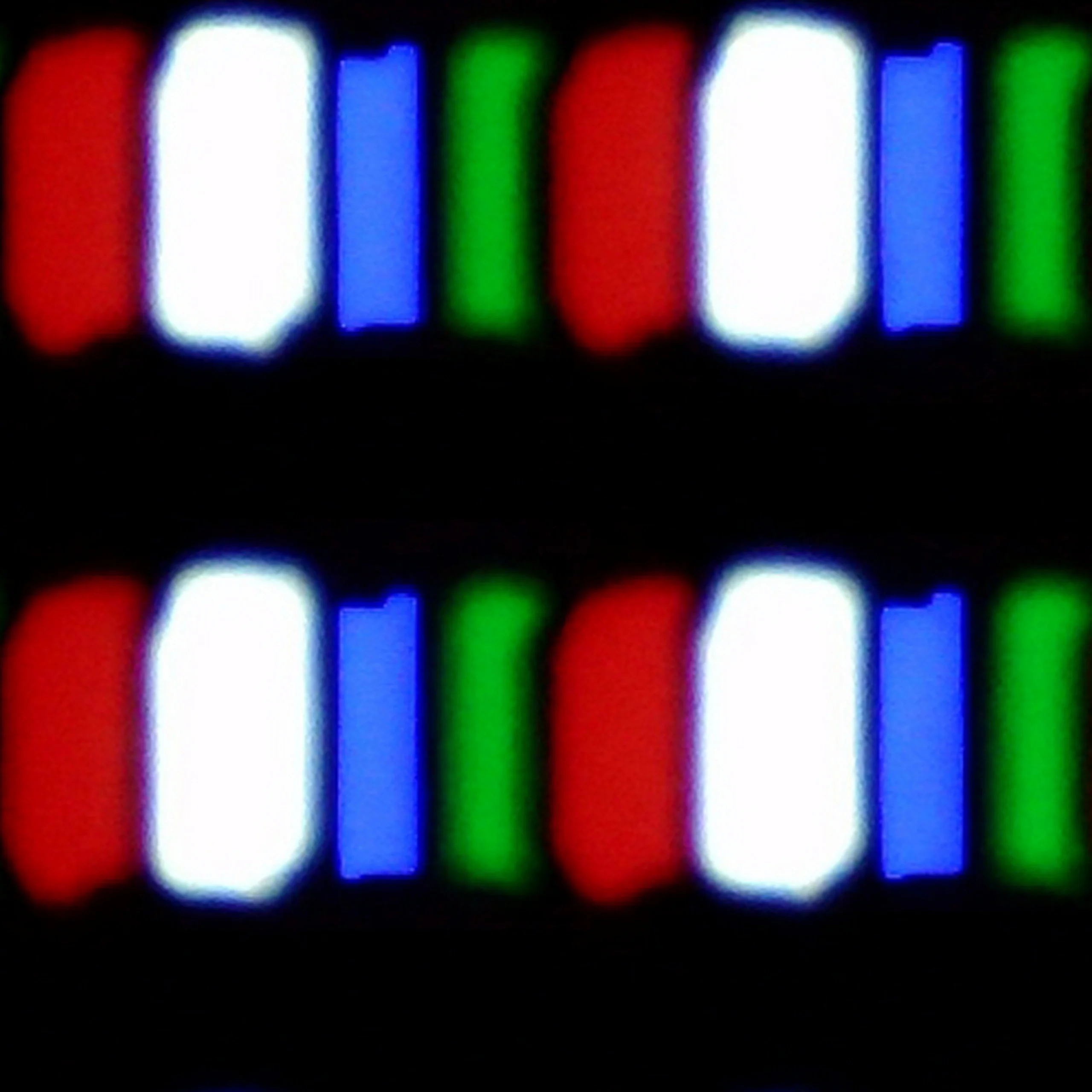 Review Panasonic Z85A TV Panel details