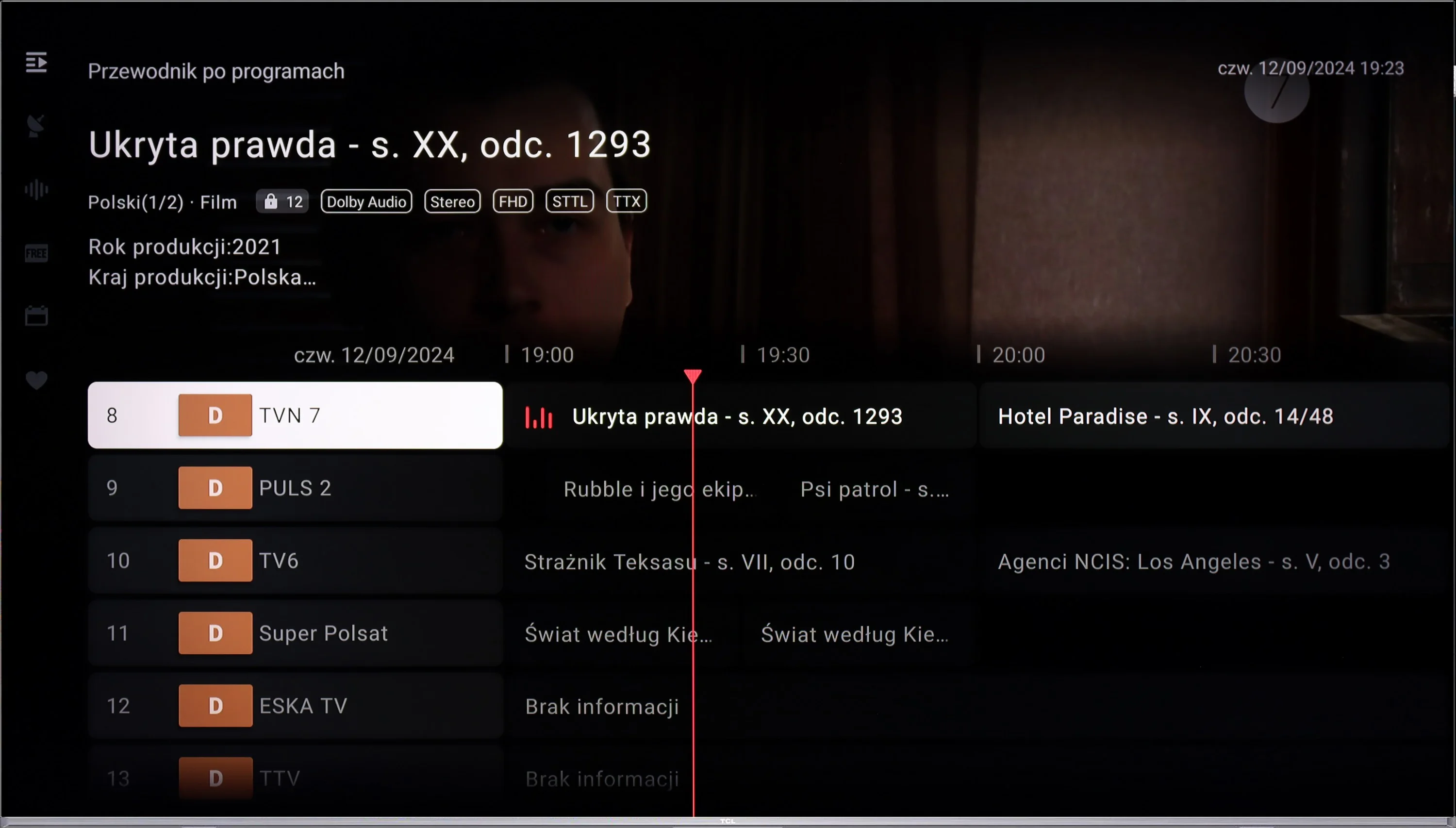 Review TCL C655 / C69B 98' TV features