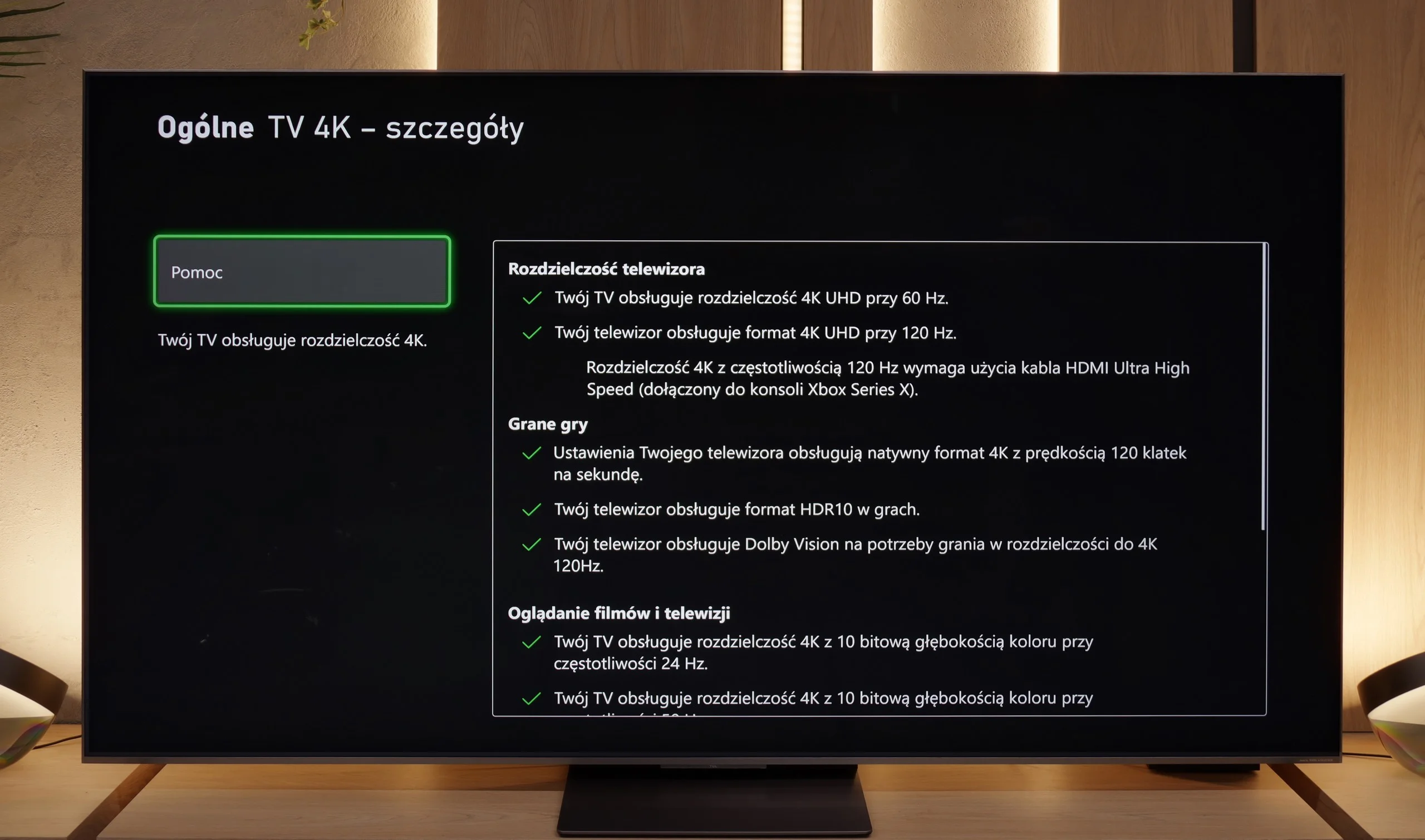 Review TCL C8K Console compatibility and gaming features