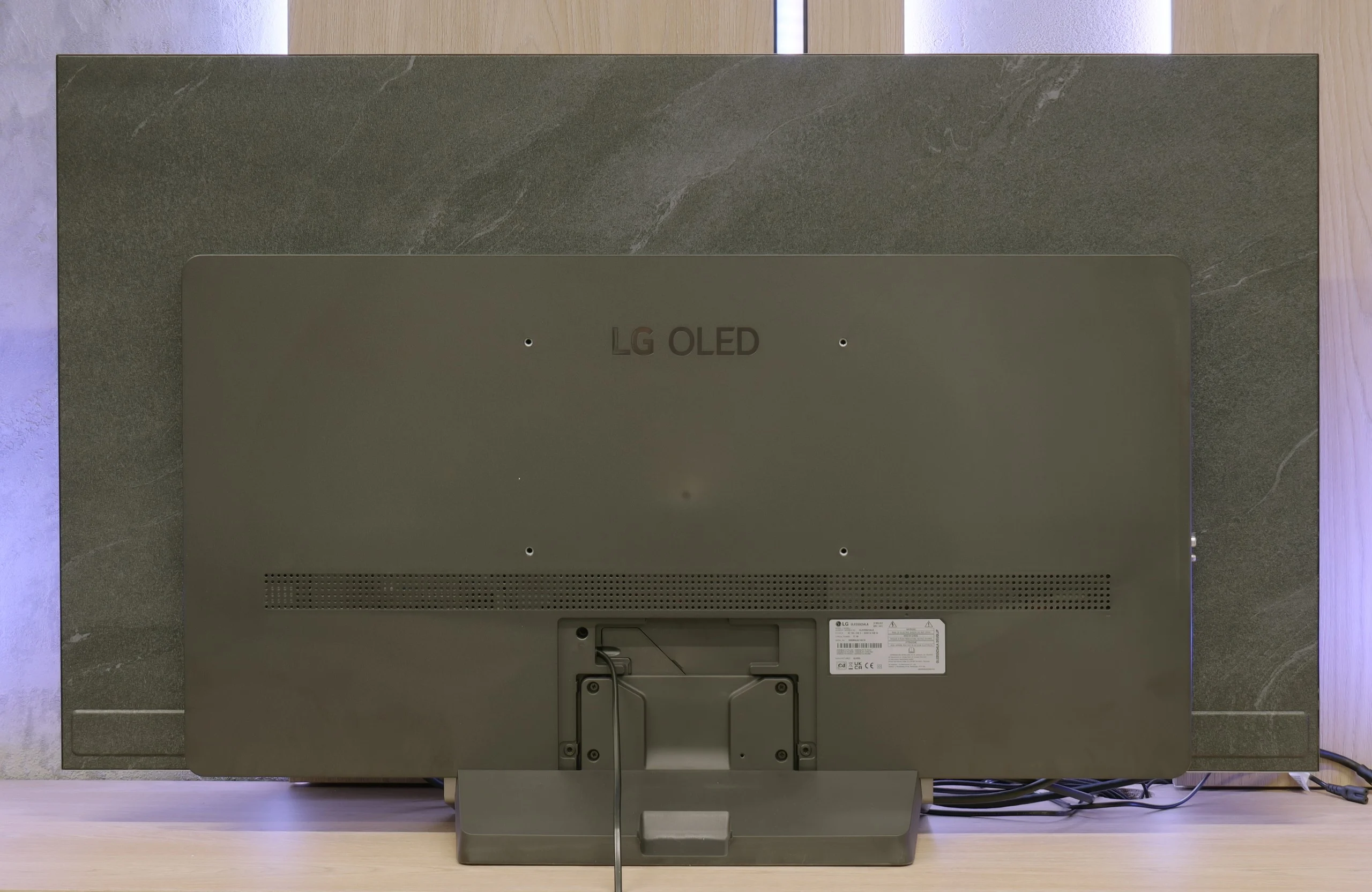 Review LG OLED C5 Appearance of the TV
