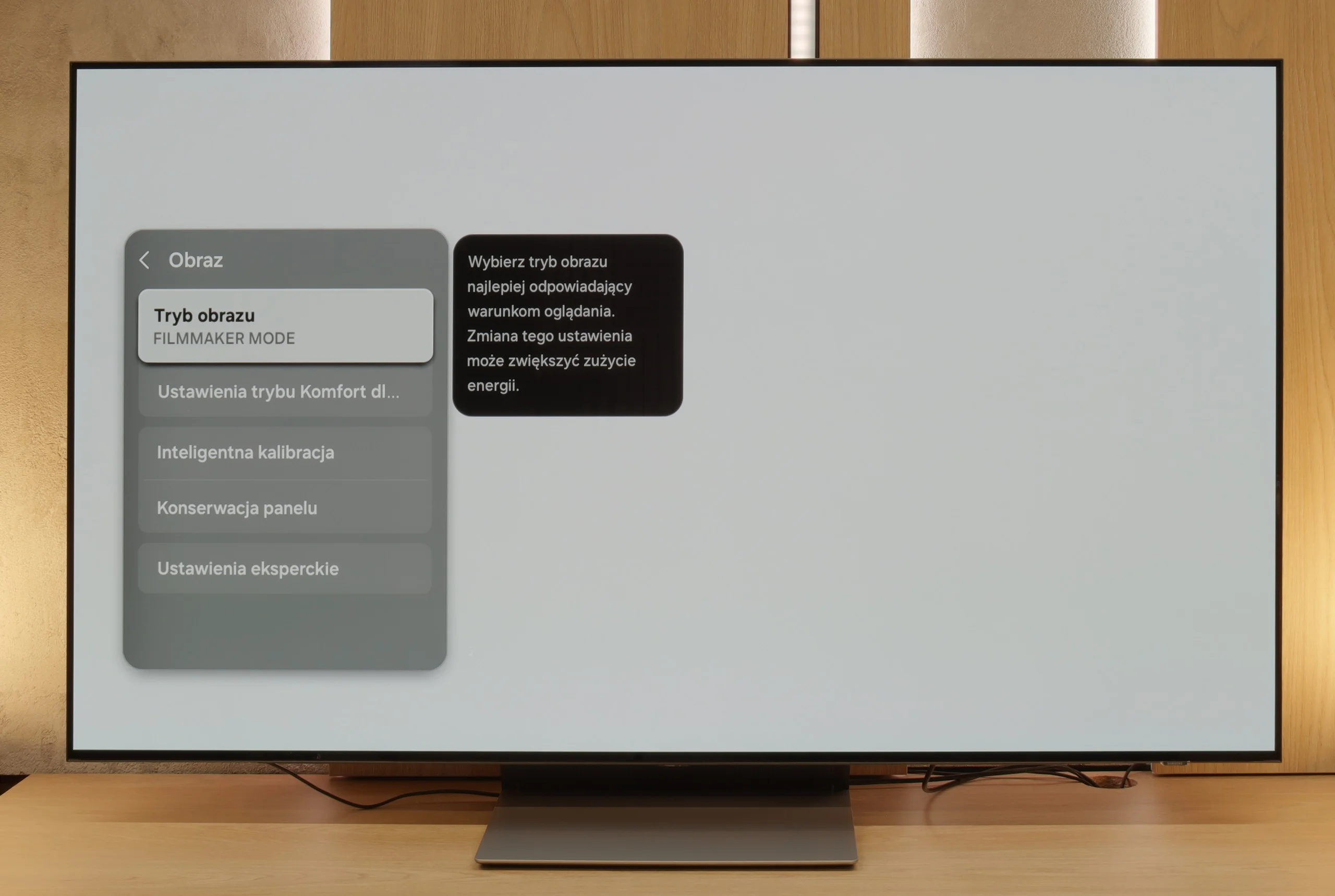Review SAMSUNG OLED S90F (WOLED) Appearance of the TV
