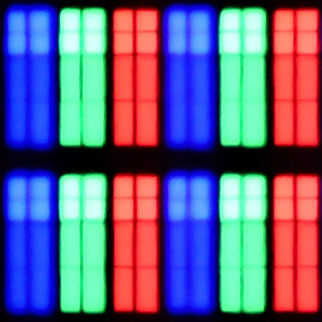 Review SAMSUNG QN80F TV Panel details