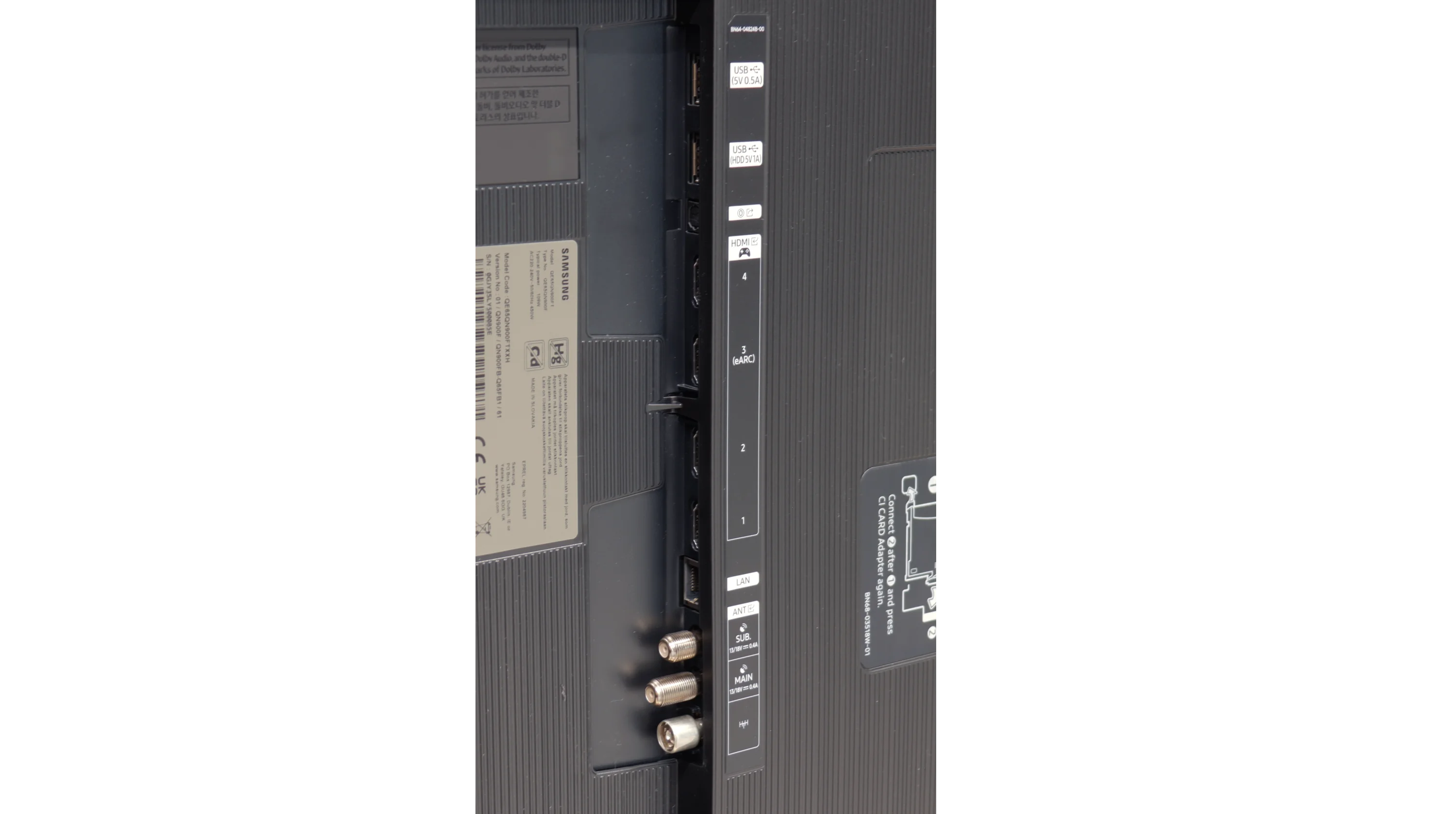 Review Samsung QN900F Appearance of the TV