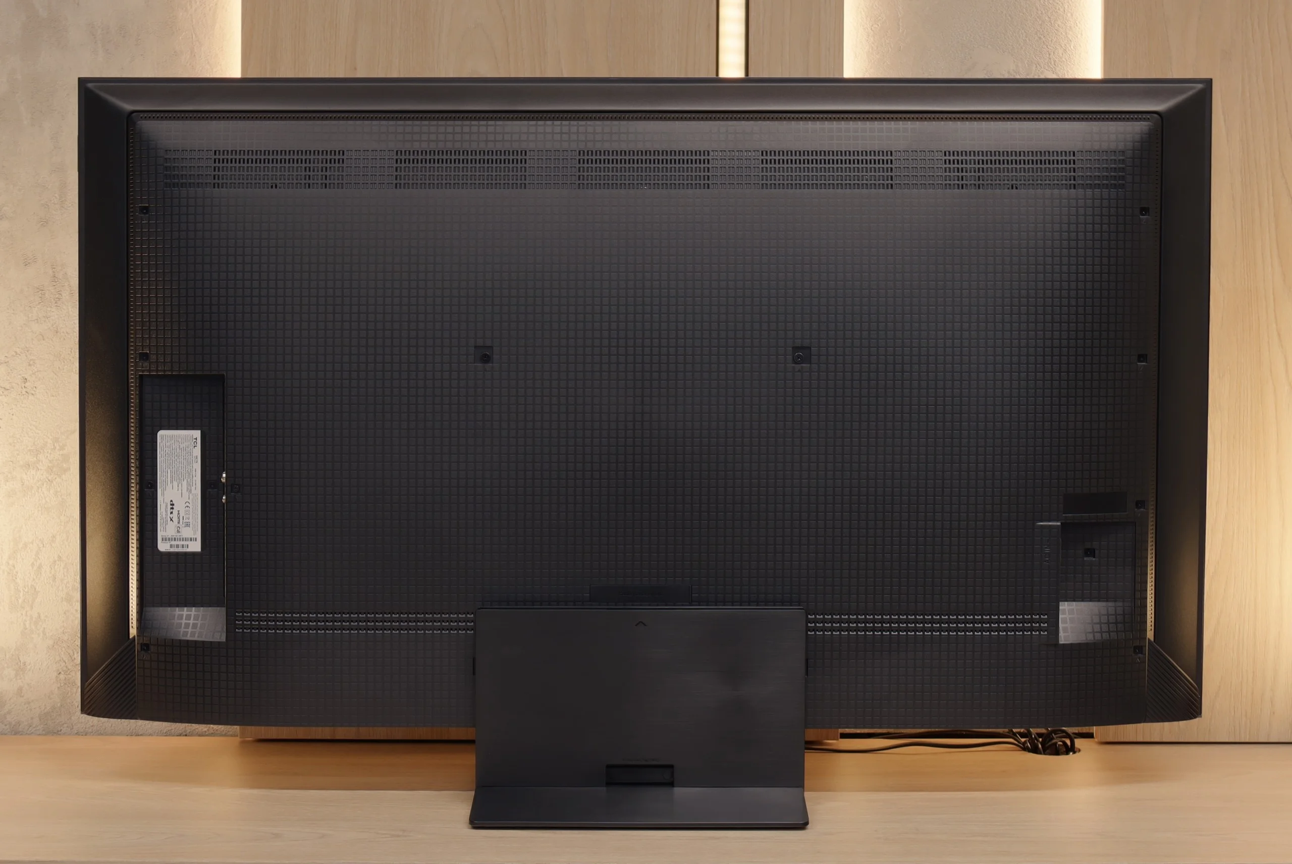 Test TCL C7K / QM7K 50" Wygląd telewizora