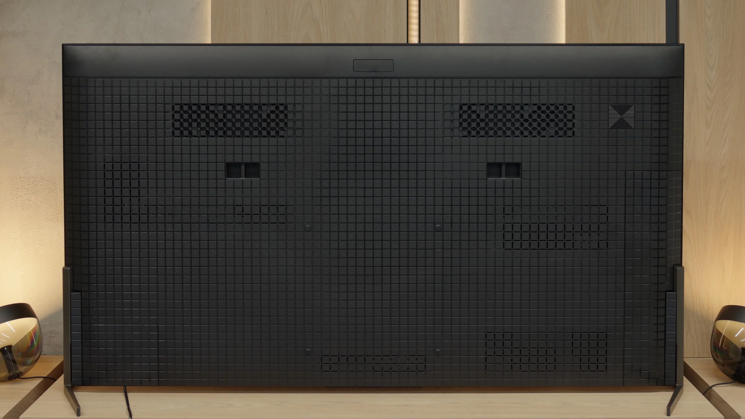 Review Sony Bravia 8 MK2 Appearance of the TV